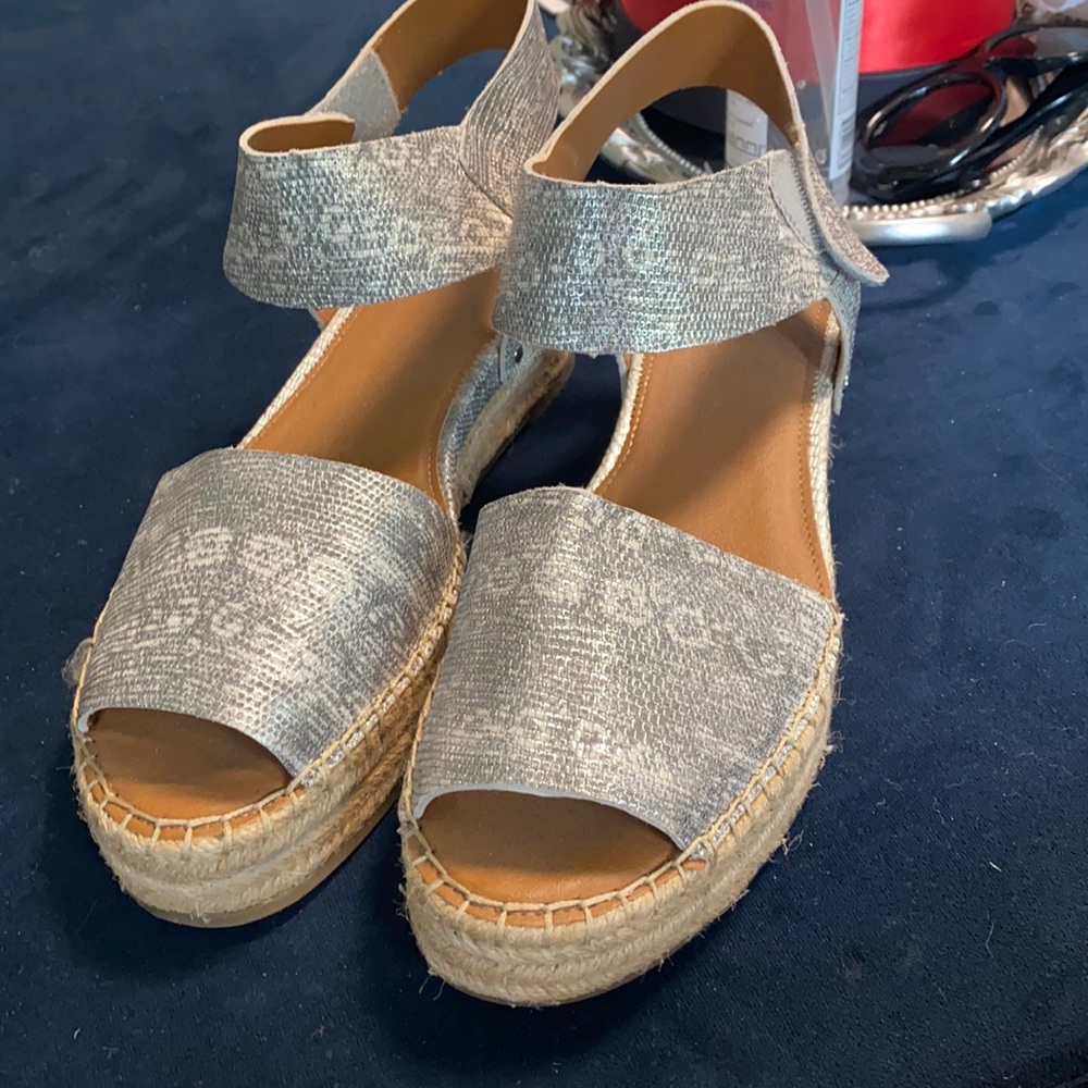 Low espadrille leather